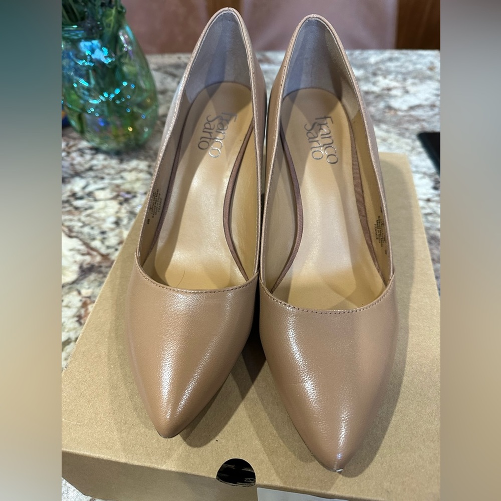 Franco Sarto beige wedge pump